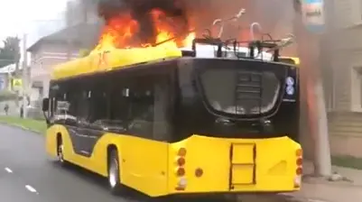 В Вологде загорелся троллейбус