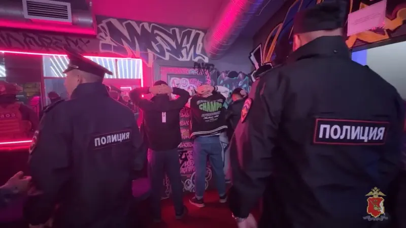 Полиция нагрянула в ночные заведения Вологды