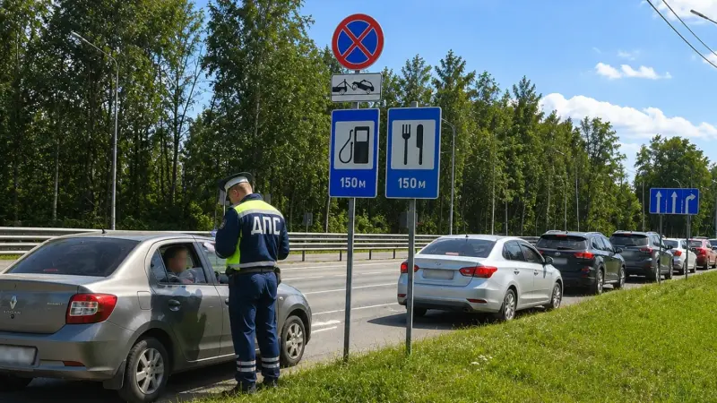 МВД отменит штрафы за очереди на АЗС