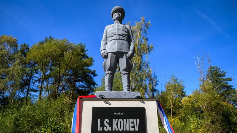 В Словакии установили памятник маршалу Коневу