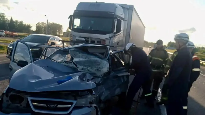 Два человека погибли в ДТП на М-8