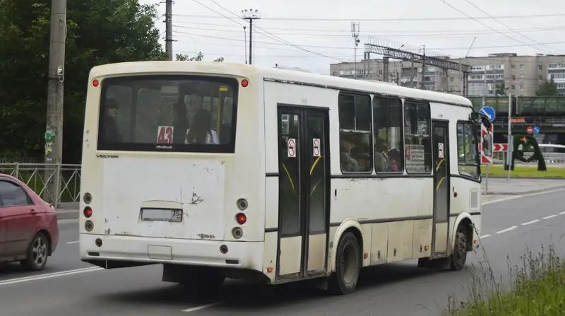 Вологжанин отсудил деньги за опоздания автобусов